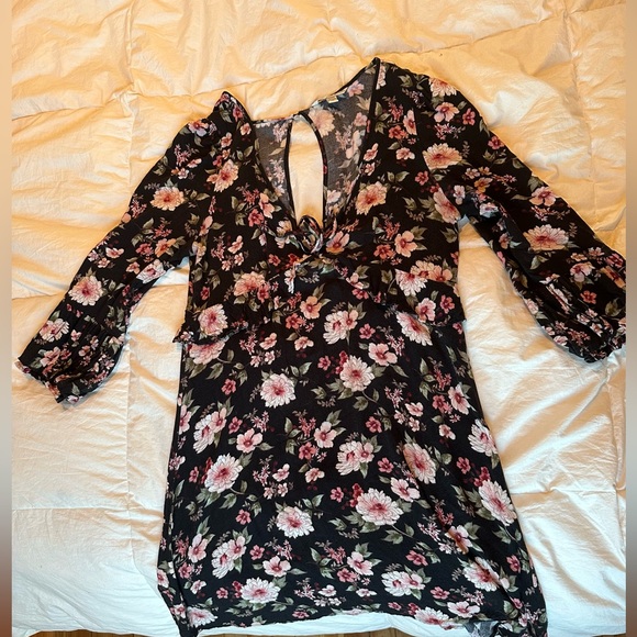 Vintage flowery dress for summer ☀️ - Picture 3 of 3